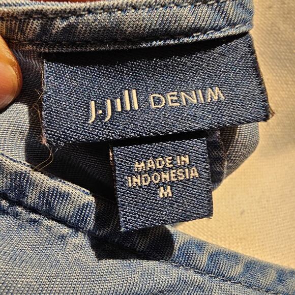 J Jill M Chambray Tank Top Sleeveless Scoop Neck Denim Blouse Travel Minimalist - Picture 7 of 10